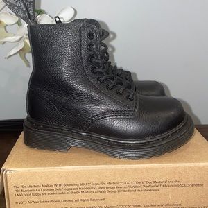 Toddler Leather Dr. Martens
